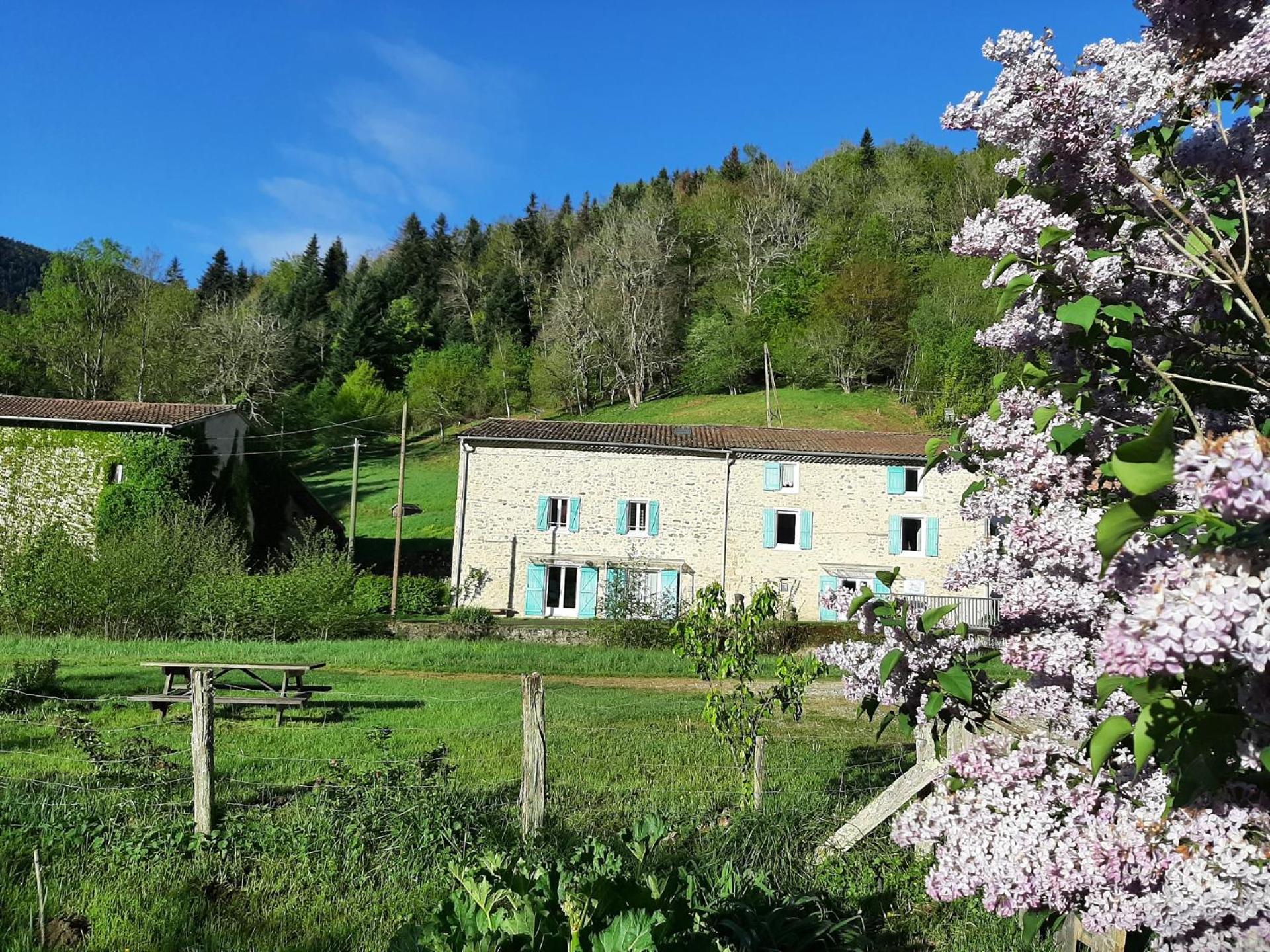 Au Mohair Des Alpy Fougax-et-Barrineuf Exterior photo